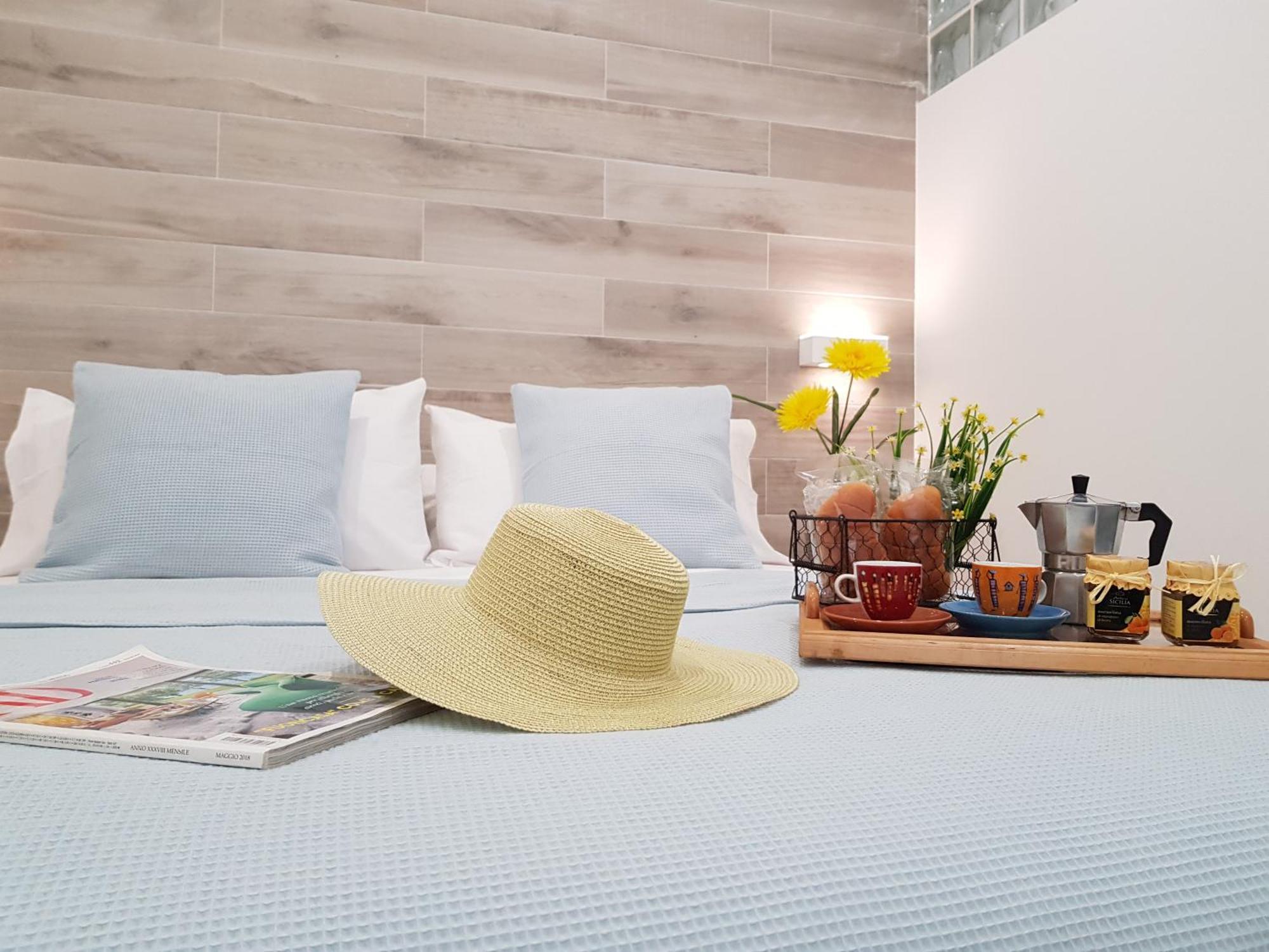 Martin Holiday Apartments Giardini Naxos Eksteriør bilde